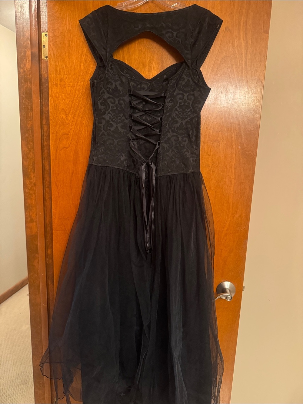 Lip Service Black Sweetheart Neck Tulle Ballgown - Picture 2 of 6
